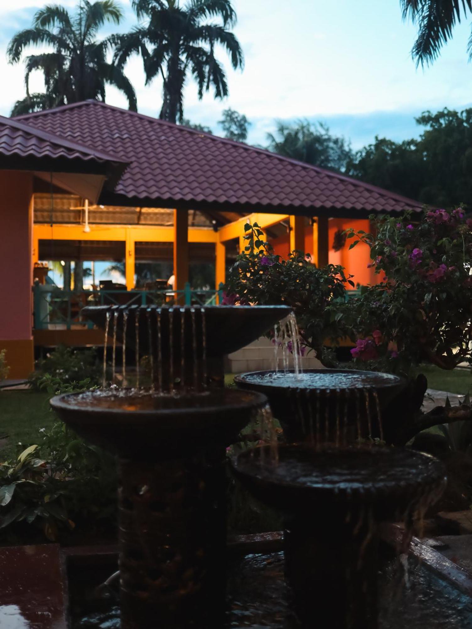 Papaya Resort Kampong Ayer Batang Dış mekan fotoğraf